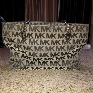MK Purse